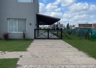 CASA EN BARRIO CERRADO  SAN ELISEO LAGOS